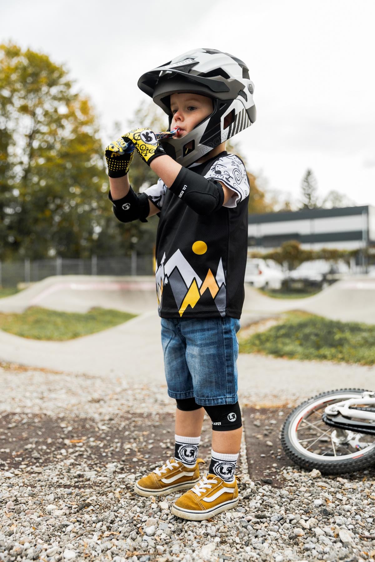 Elbow Flex Fit Protection
