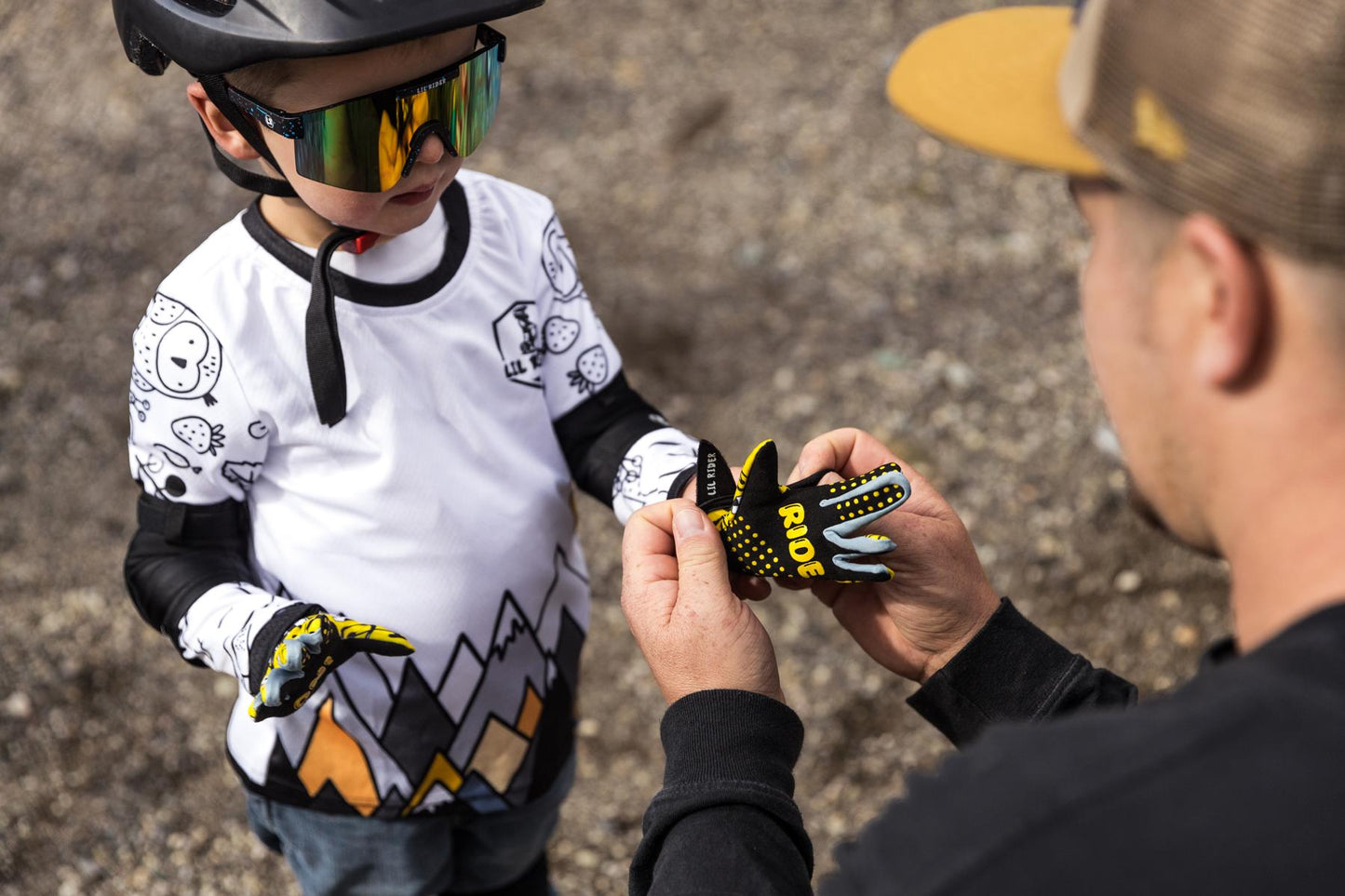 Ride On Grab Gloves
